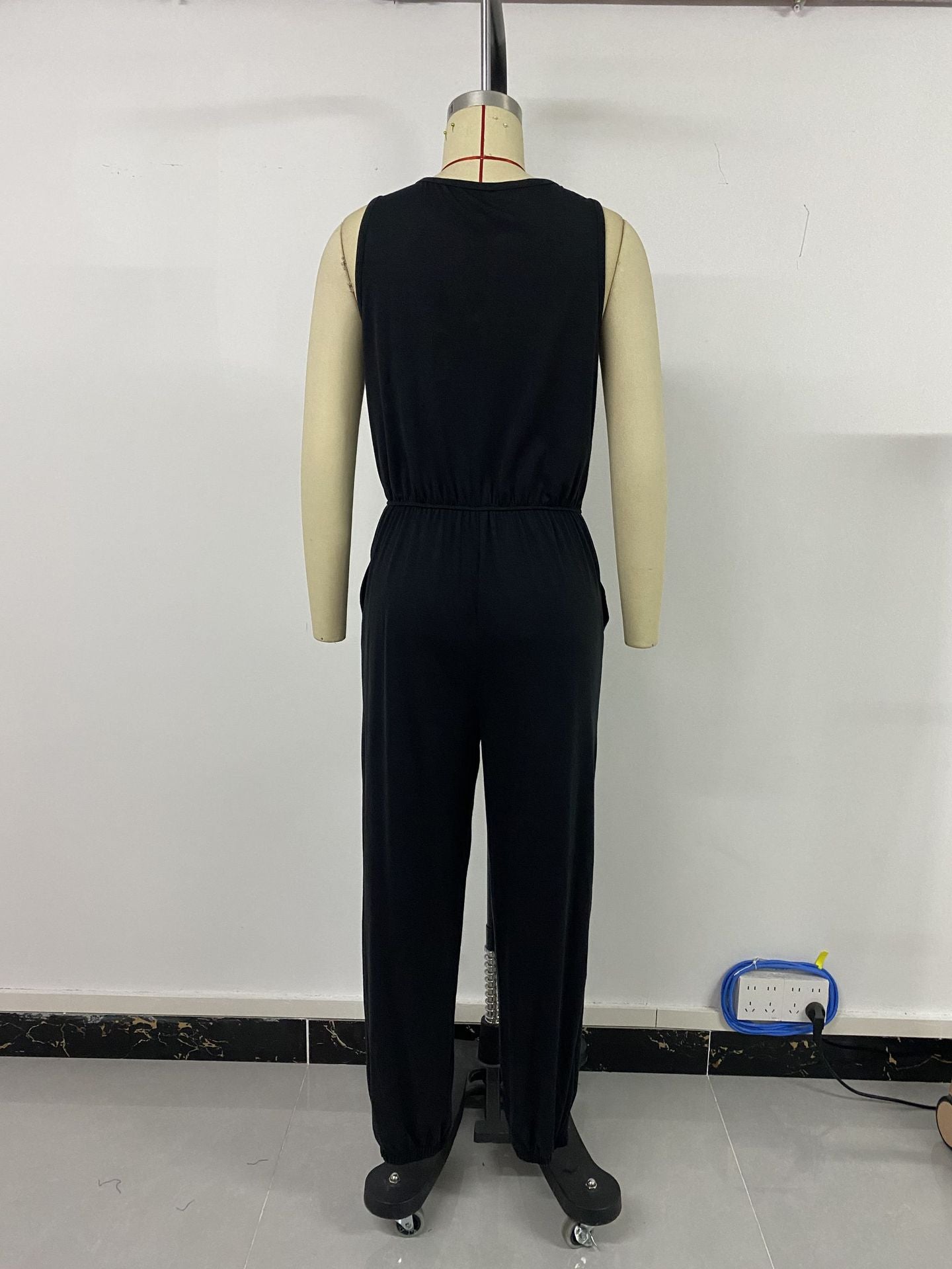 Summer Rompers for Women 2024 Sleeveless Pokect Tummy Control Dressy Rompers for Women 2024