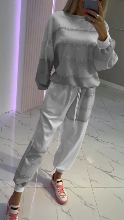 Women's Round Neck Contrast Color Hot Diamond Fashion Suit - Seldom Seen Styles