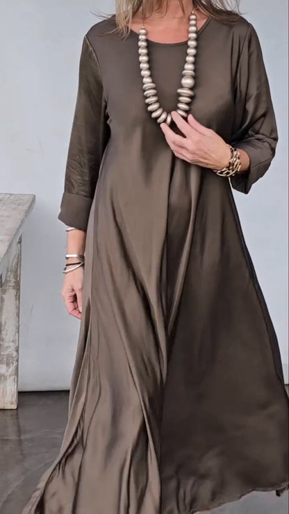 Women Round Neck Solid Color Loose Casual Dress - Seldom Seen Styles