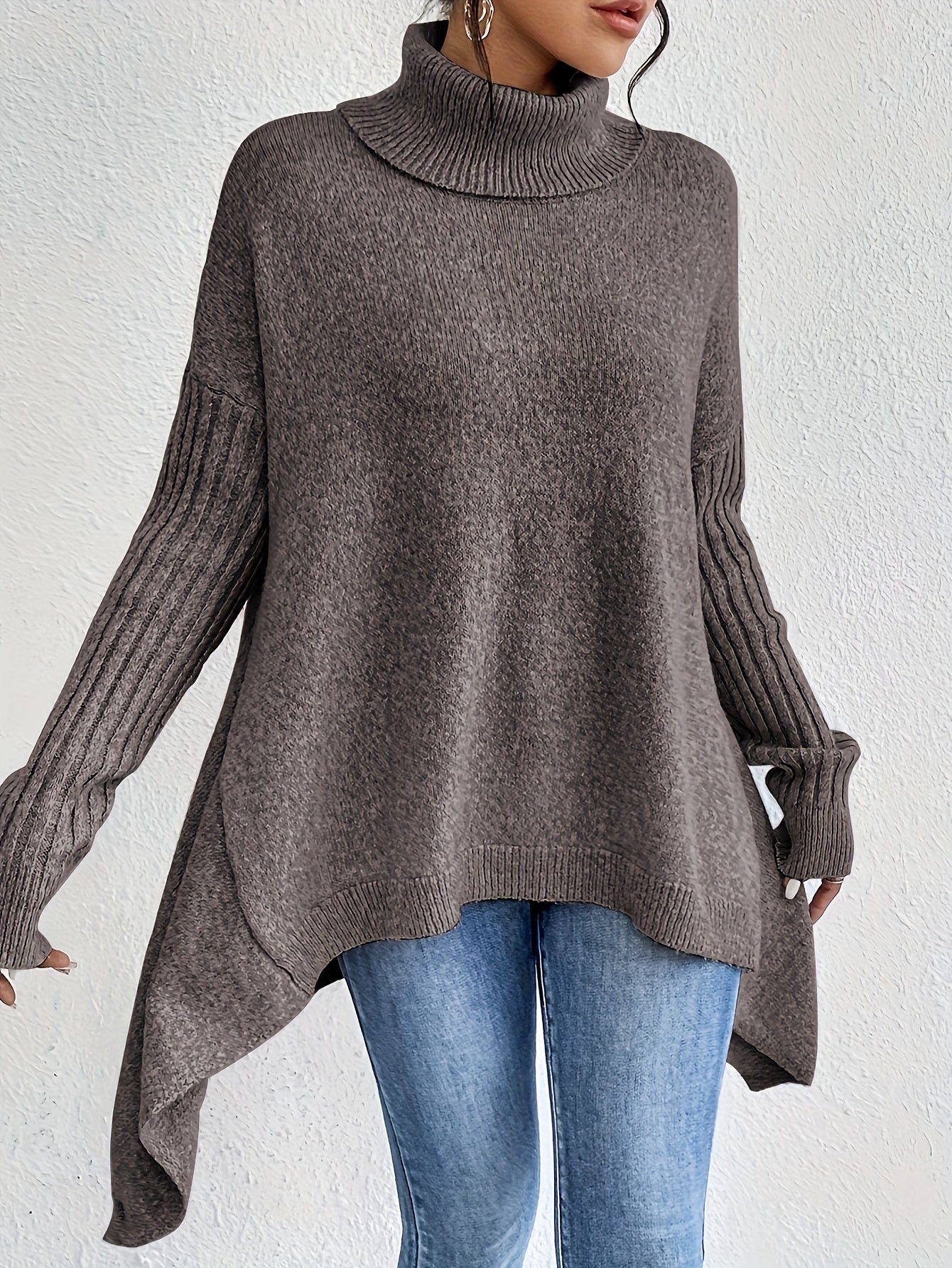 Isla - Oversized Turtleneck Sweater - Seldom Seen Styles