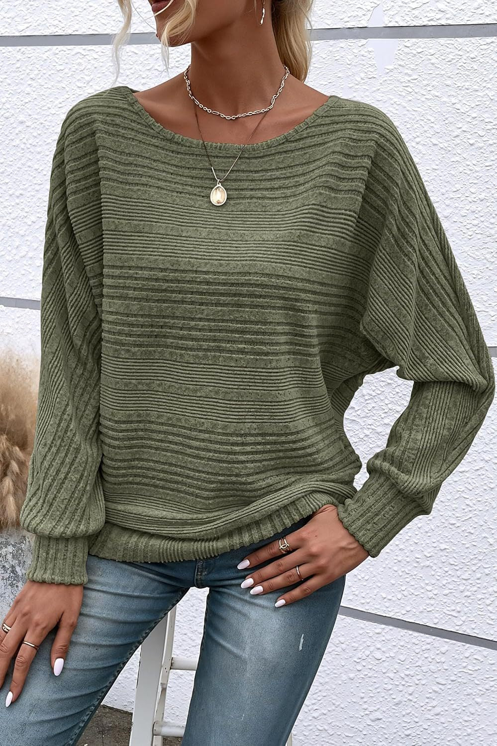 Soft pure color long sleeve sweater，Equipped with batwing sleeves，Suitable for women to wear - Seldom Seen Styles