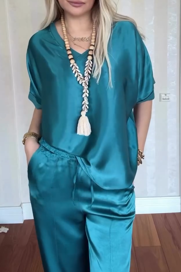 Women's Casual Comfortable V-neck Satin Short-sleeved Two-piece Suit - Seldom Seen Styles