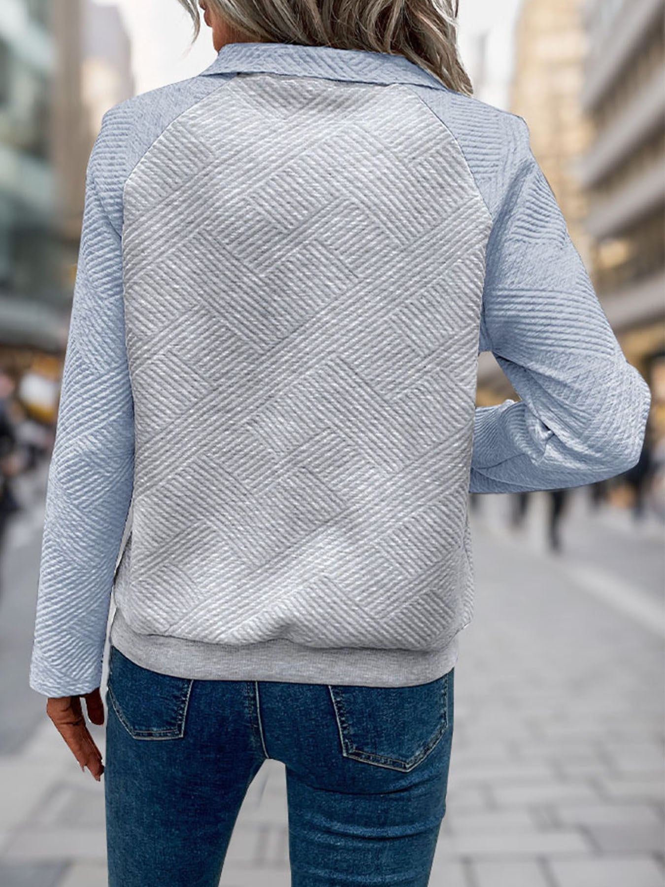 Womens Sweatshirt Casual Textured Long Sleeve Henley Button V Neck Loose Pullover 2025 Trendy Fall Outfits Tops