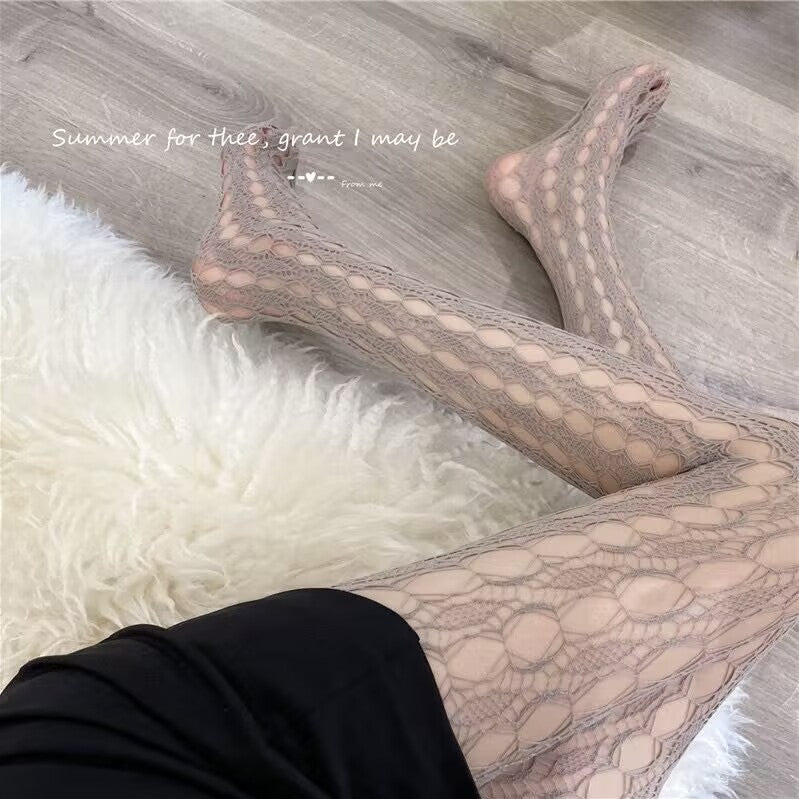 Spring and Autumn Striped Dark Red Millennium Hot-Selling Slimming Stockings Retro Dark Pattern Hot Girl Versatile Thin Pantyhose