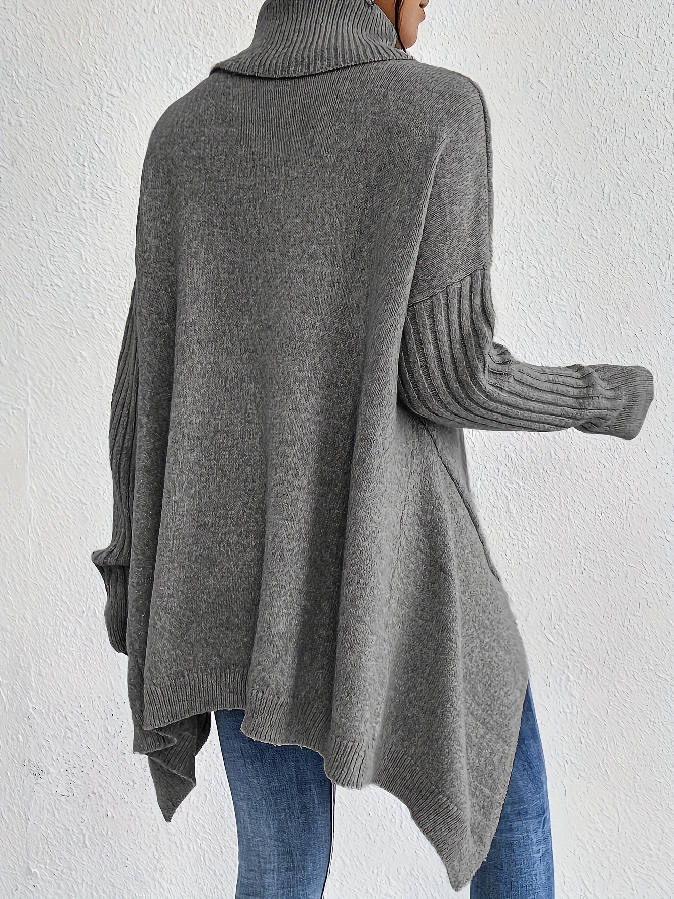 Isla - Oversized Turtleneck Sweater - Seldom Seen Styles
