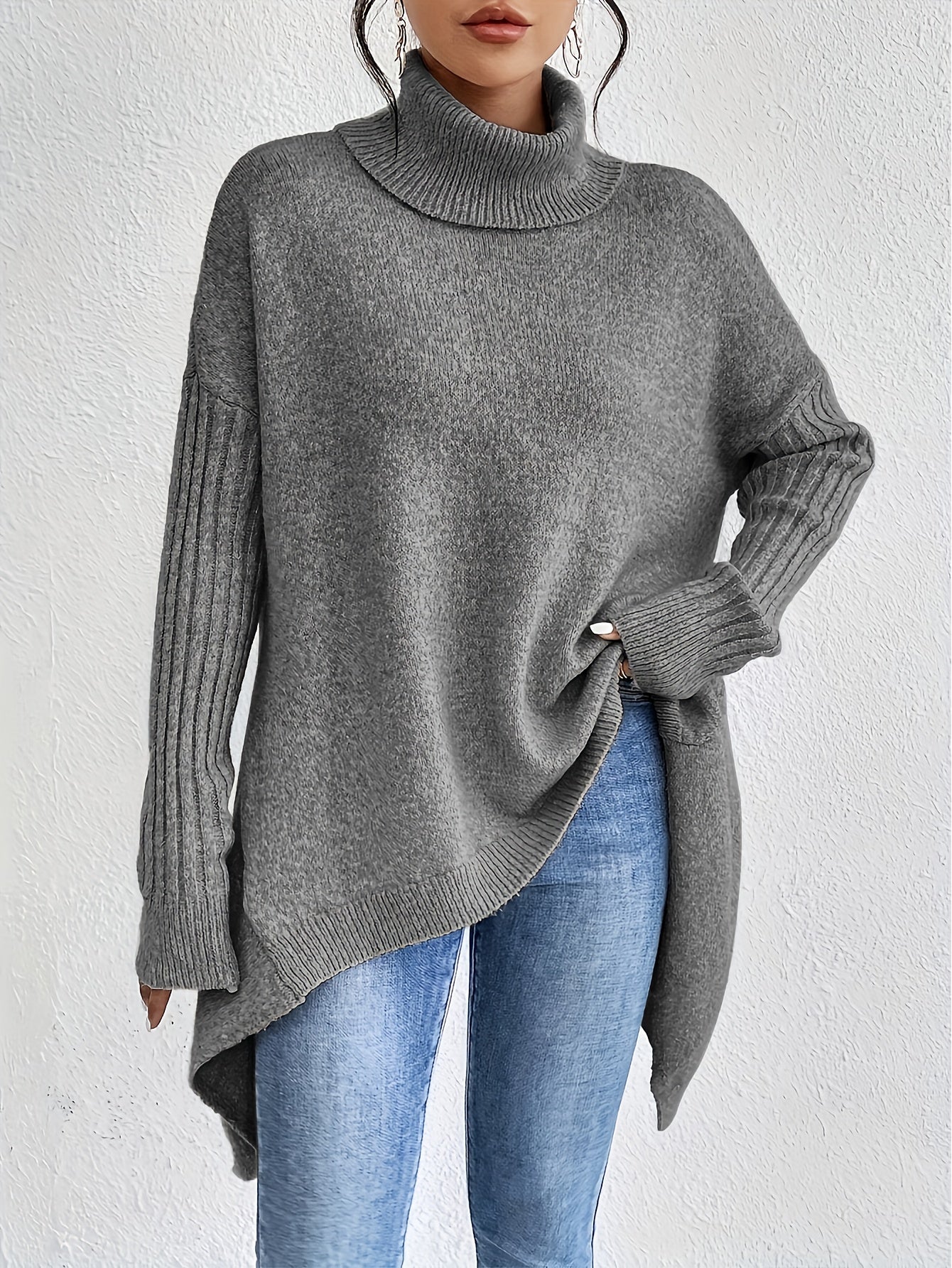 Isla - Oversized Turtleneck Sweater - Seldom Seen Styles