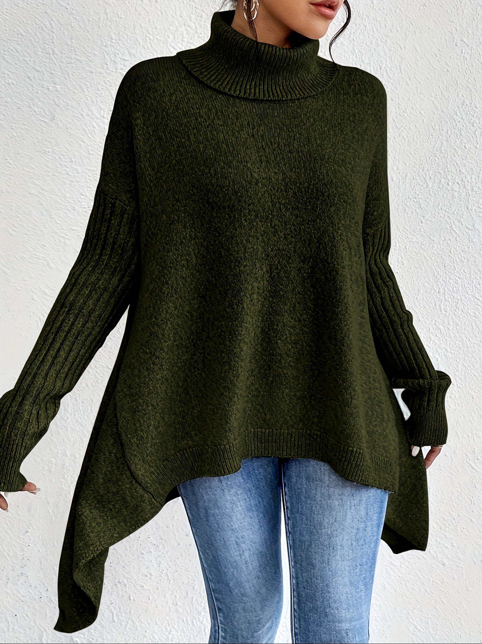 Isla - Oversized Turtleneck Sweater - Seldom Seen Styles