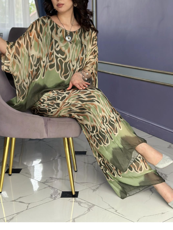 Women's Round Neck Printed Chiffon Suit - Seldom Seen Styles