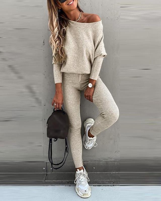 2025 FW ChicMe Women's 2 Piece Lounge Outfit Long Sleeve Pullover Tops Drawstring High Waisted Pants Set Tracksuit Round Neck Pre-Fall Sweatpants Sets - Seldom Seen Styles
