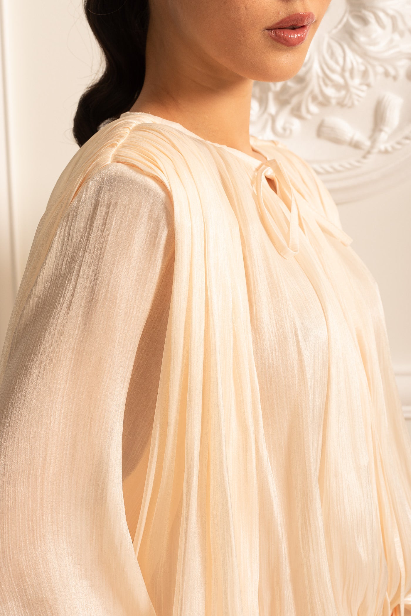 Draped Long-Sleeved Dress with Mini Skirt And Ruched Waistband - Ivoire - Seldom Seen Styles