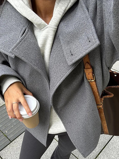 Martha | High-Neck Buttoned Jacket