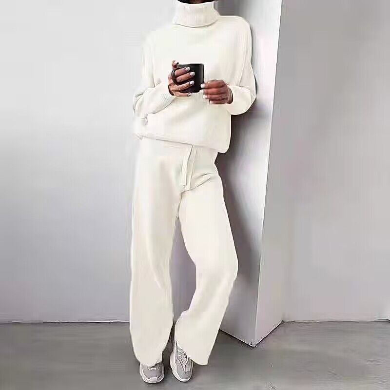Relaxed Turtleneck Set - Seldom Seen Styles