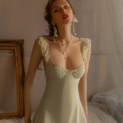 DANIELLE SILKY SWEETHEART LINGERIE SLIP - Seldom Seen Styles