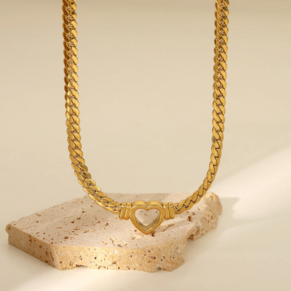 VENUS 18K GOLD PLATED HEART NECKLACE - Seldom Seen Styles