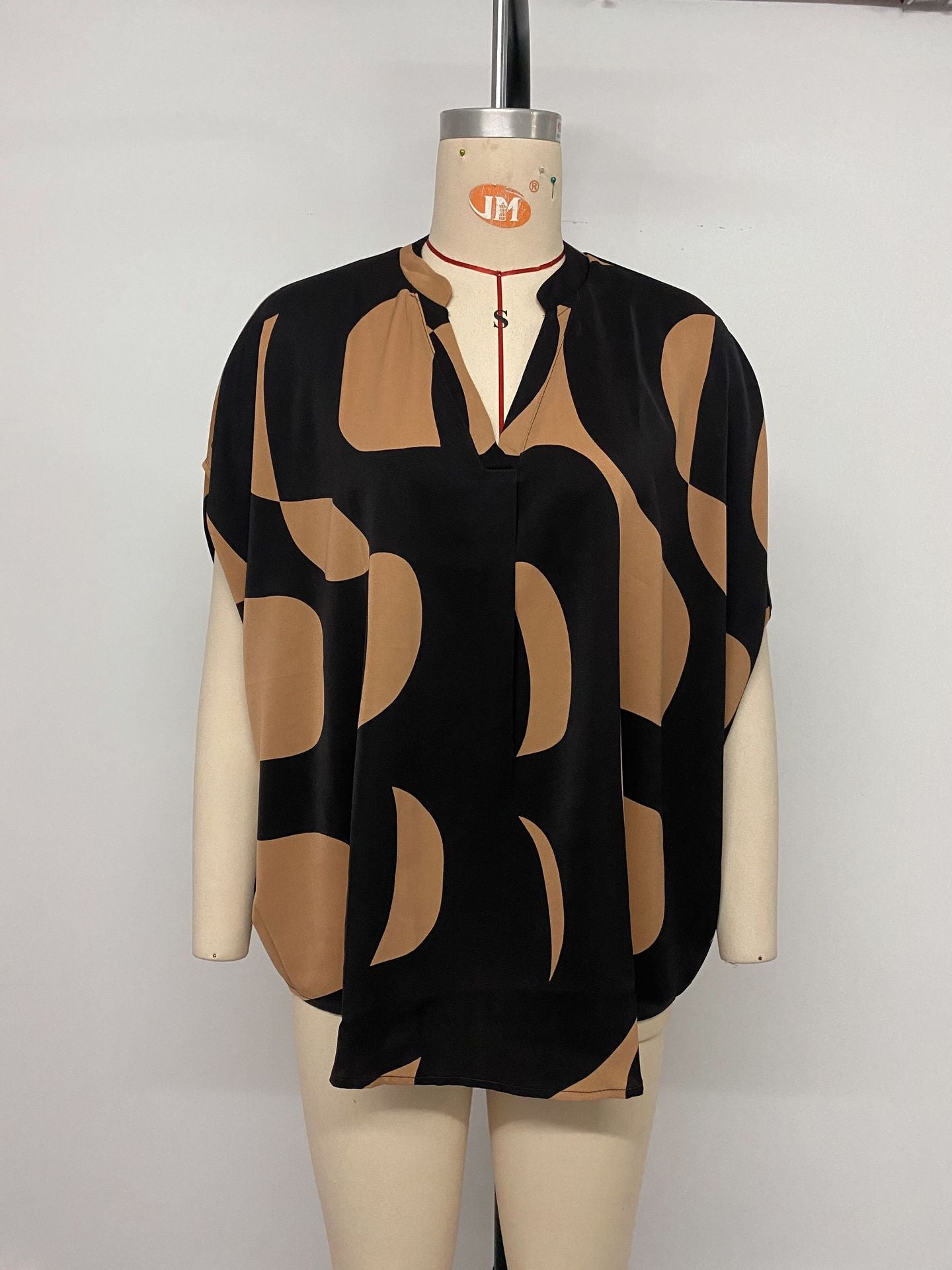 Summer Hot Sale Popular Loose Casual Pullover Short Sleeve v Abstract Print Shirt for Women - Seldom Seen Styles