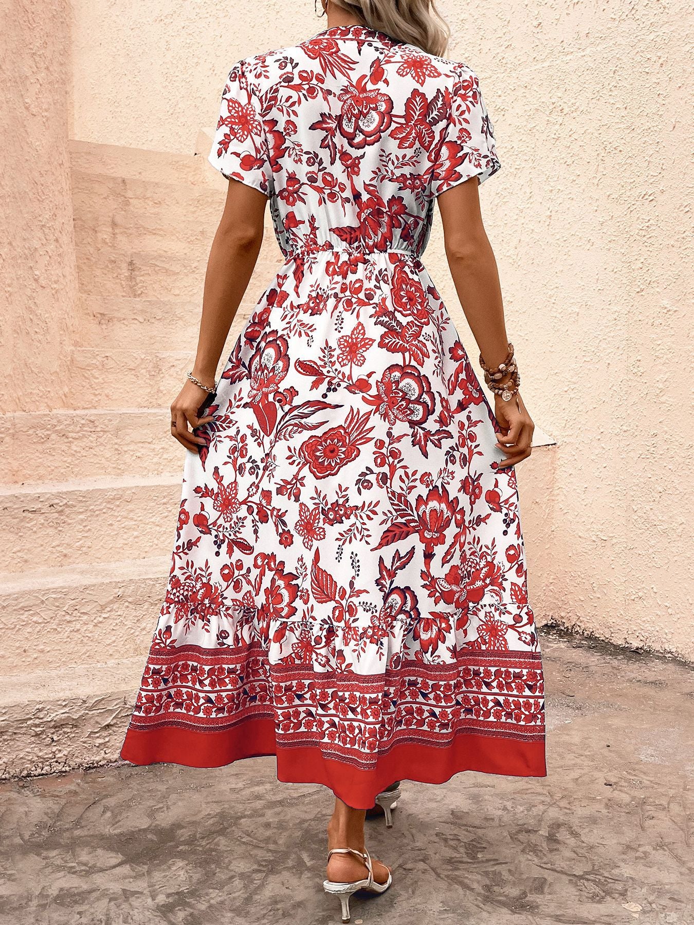 Women's  Boho Floral Maxi Dress Curvy Short Sleeve Shirred Squared Neck Flomal Long Dress - Seldom Seen Styles