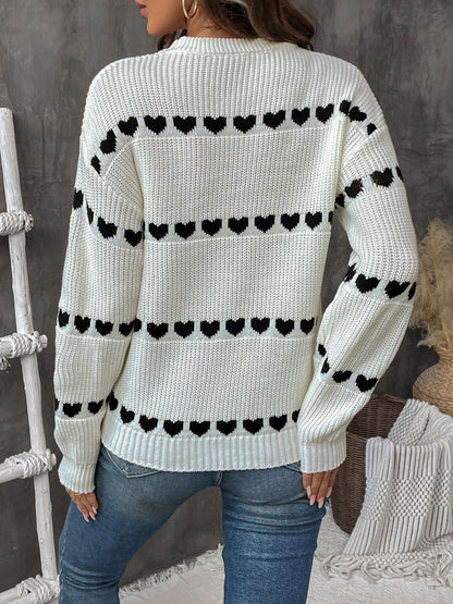 Womens Sweater Round Neck Tops 2025 Trendy White Contrast Heart Pattern Crew Neck Sweater - Seldom Seen Styles