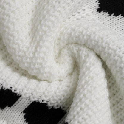 Womens Sweater Round Neck Tops 2025 Trendy White Contrast Heart Pattern Crew Neck Sweater - Seldom Seen Styles