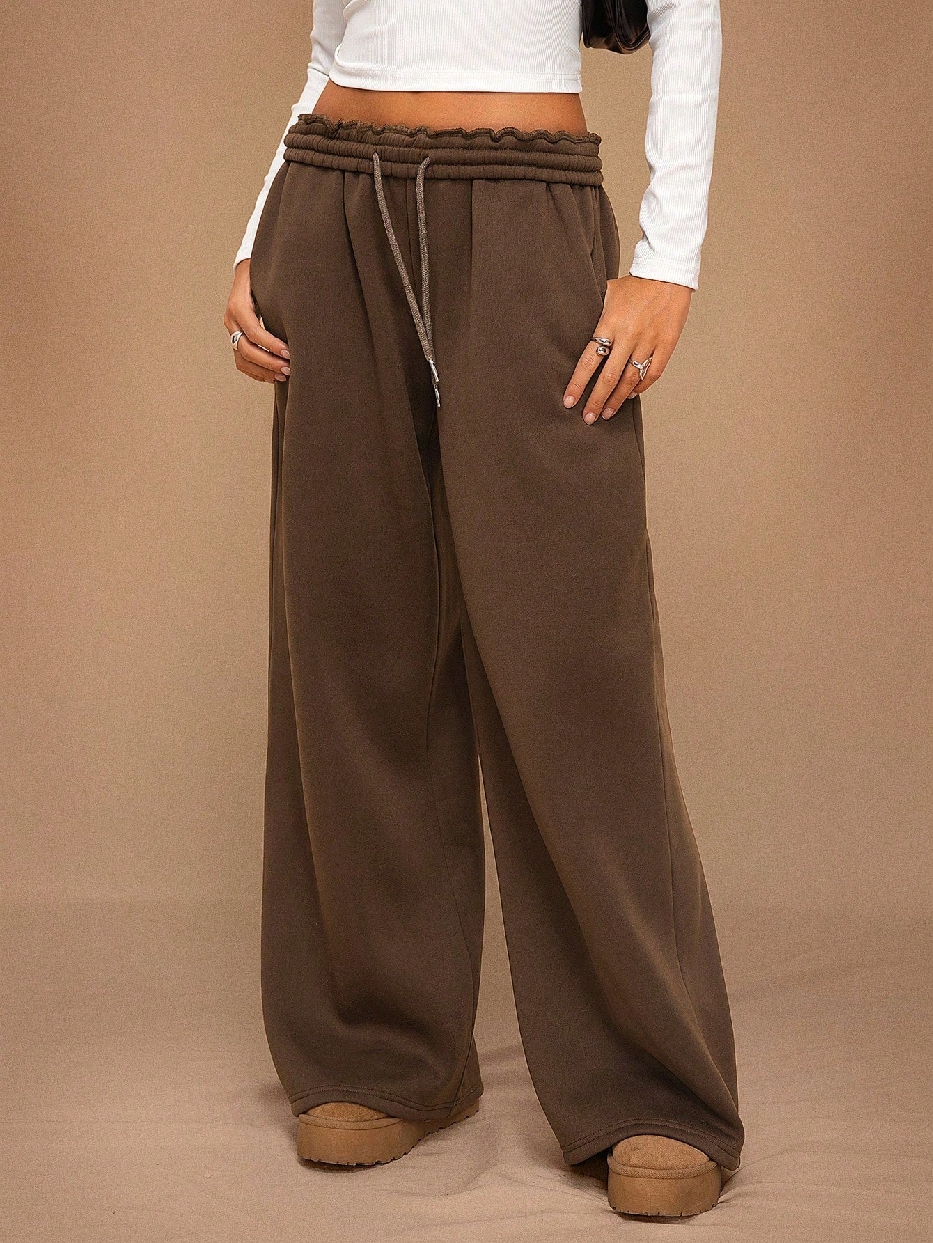 Women's Fleece Lined Sweatpants Winter Warm Wide Leg Sweat Pants Baggy Casual Pants with Pockets - Seldom Seen Styles