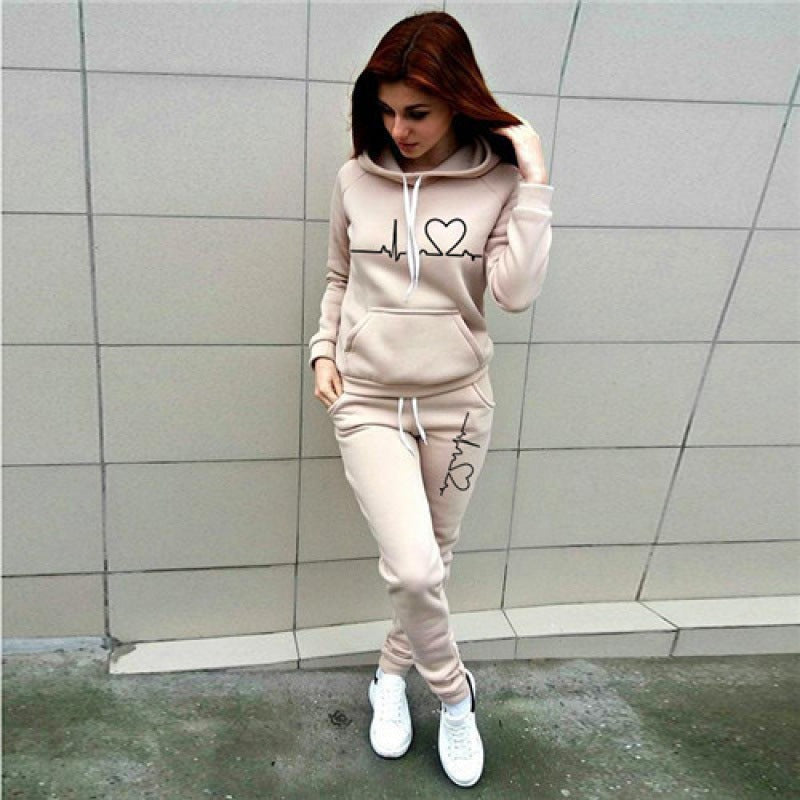 Two-Piece Set Women's Heart Print Raglan Sleeve Hoodie & Drawstring Waist Sweatpants Set, Casual Long Sleeve Hooded Pullover & Pocket Jogger Pants, Women's Fall & Winter Clothes, Holiday Outfits, Soft Clothes - Seldom Seen Styles