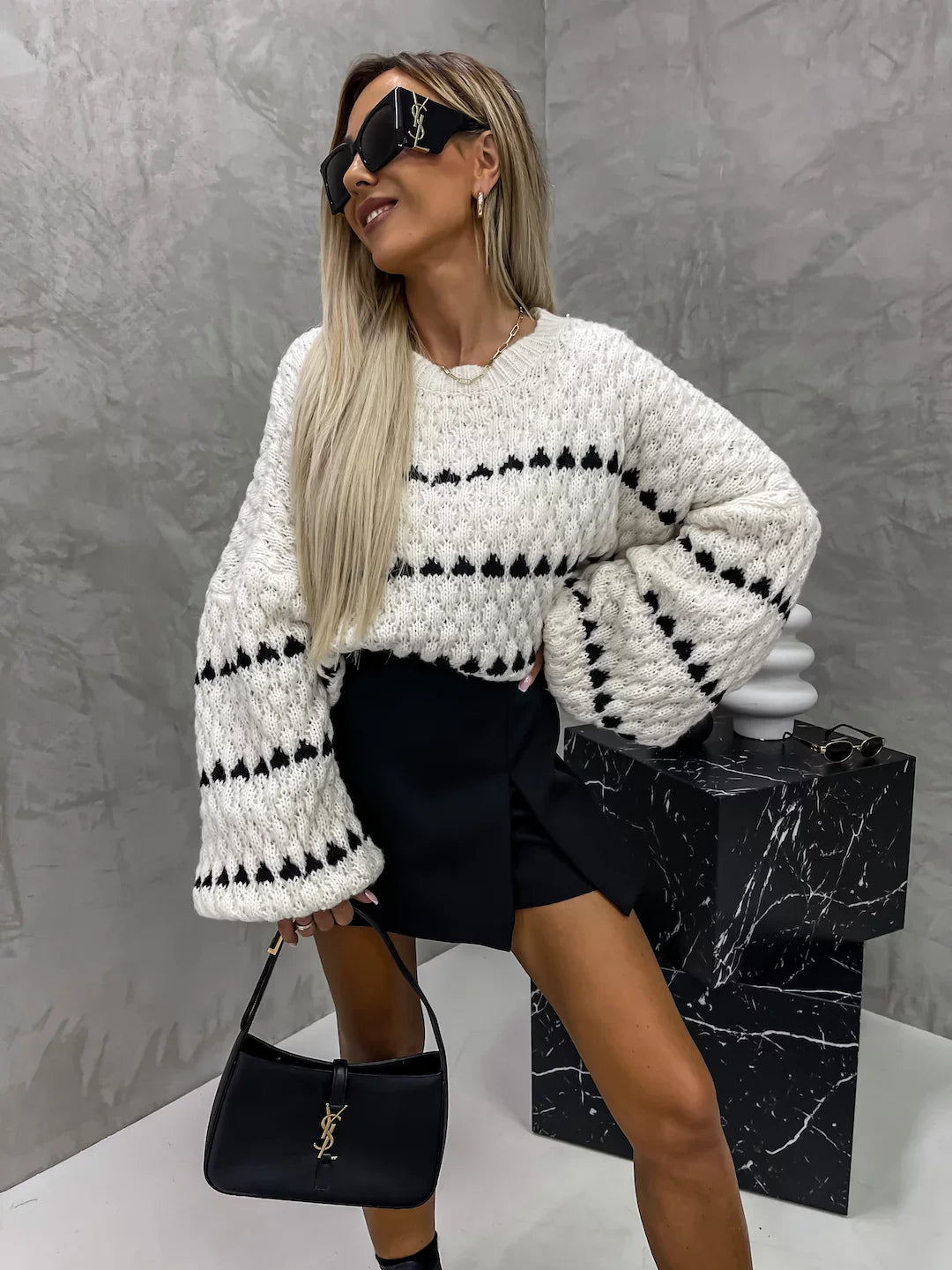 Cable striped crew neck pullover