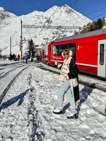 Cable striped crew neck pullover