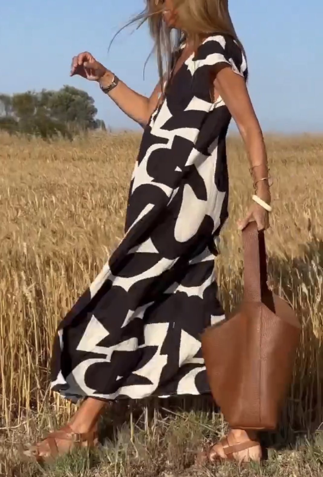 Women's Casual Printing V Neck Mixi Dress - Seldom Seen Styles