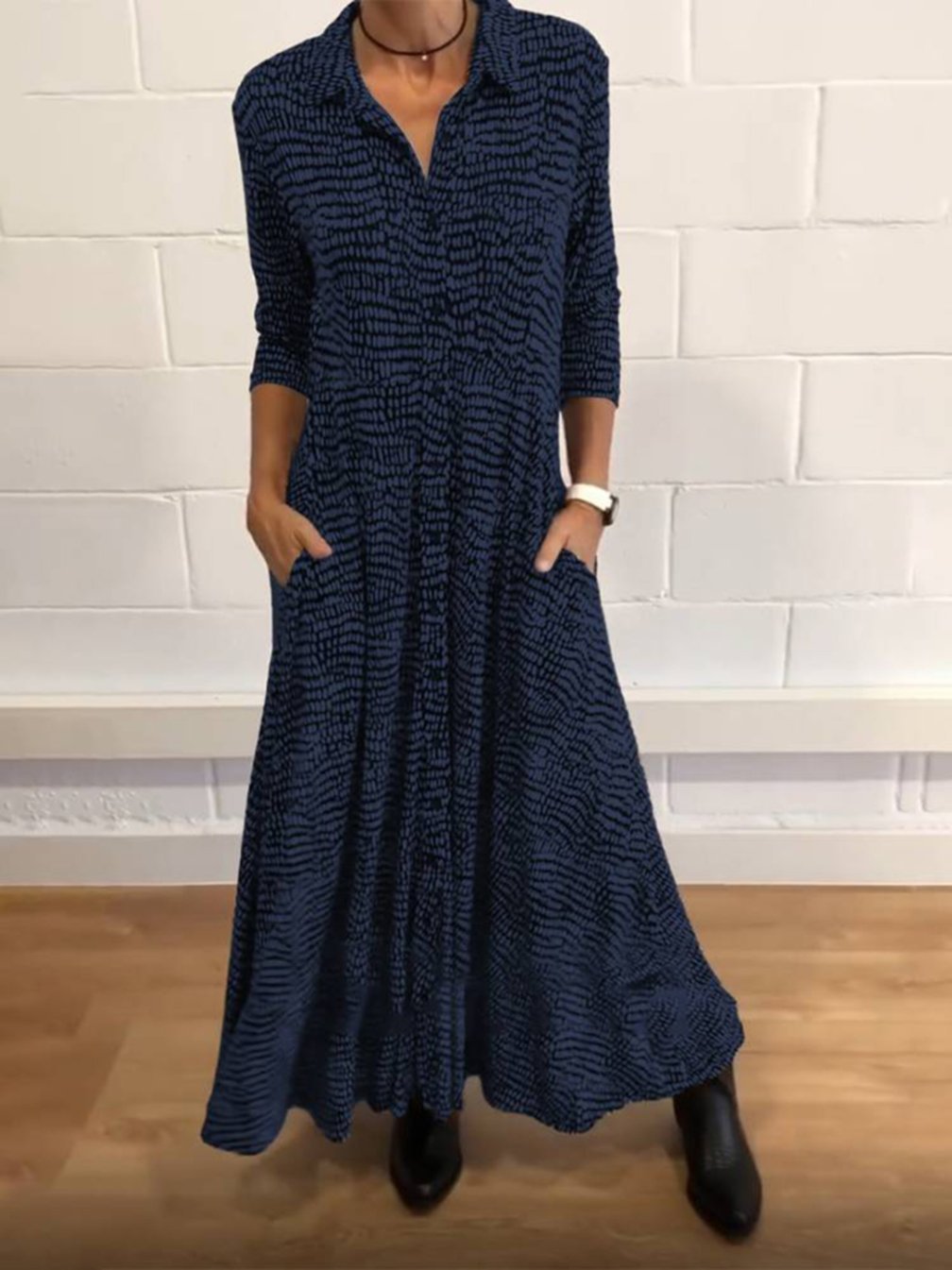 Women's Printed Long Sleeve V-Neck Dress - Seldom Seen Styles