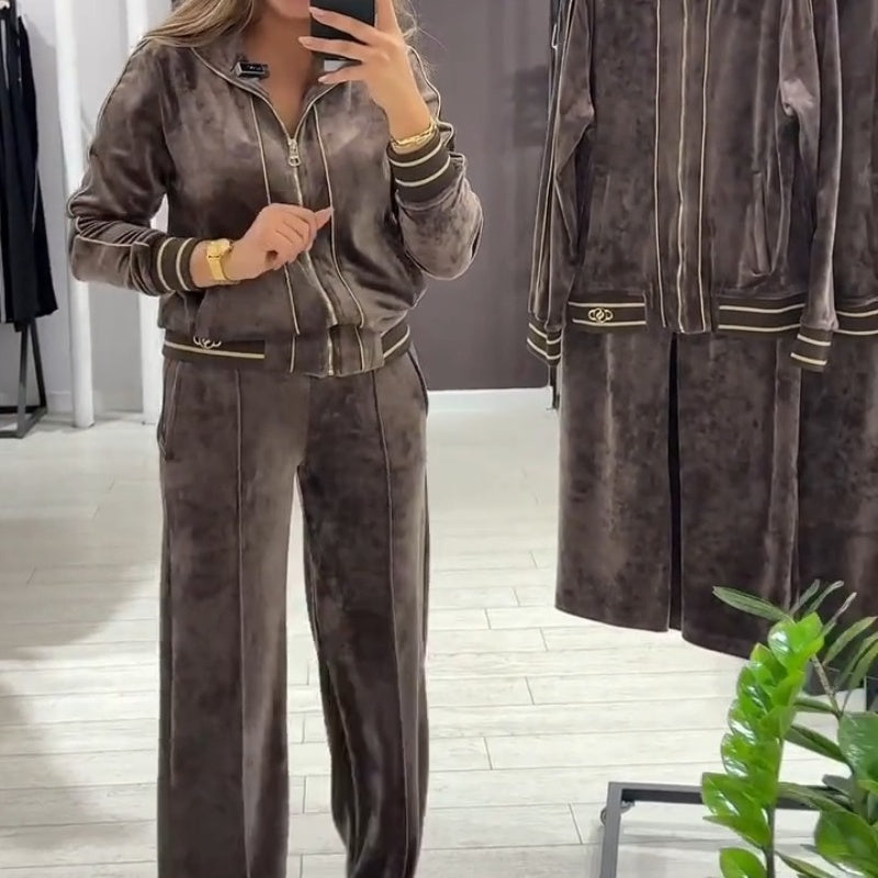 Women's 2-Piece Tracksuit Set with Zip Jacket & Wide-Leg Pants - Seldom Seen Styles