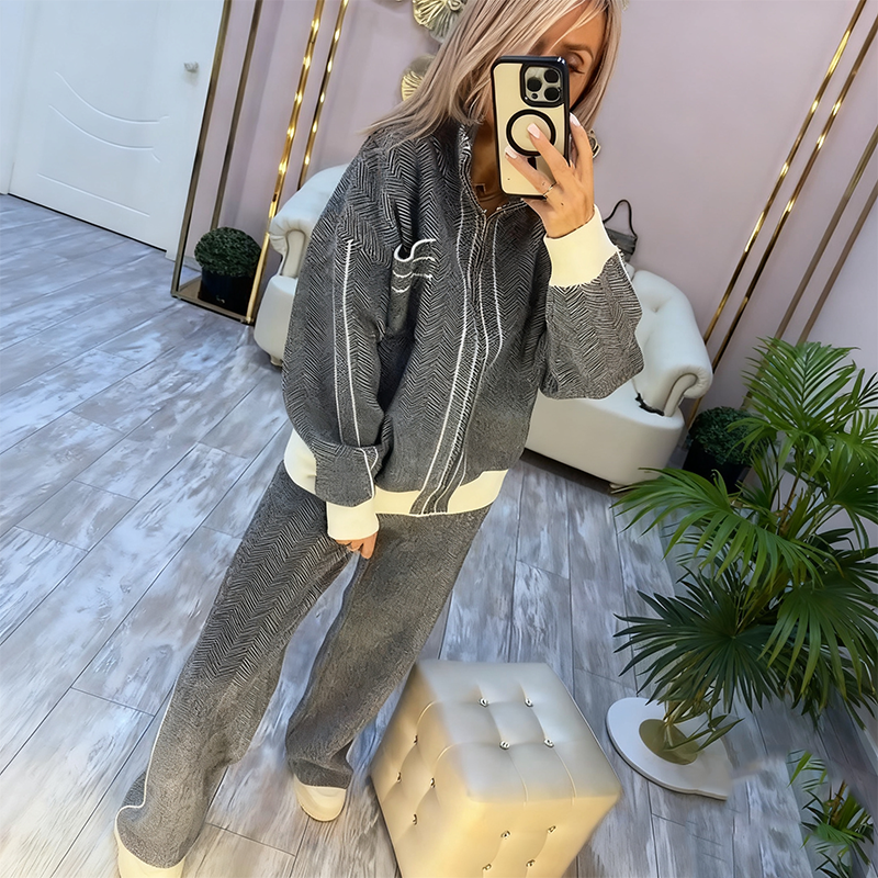 Women’s Stylish Jacket & Pants 2-Piece Set - Seldom Seen Styles