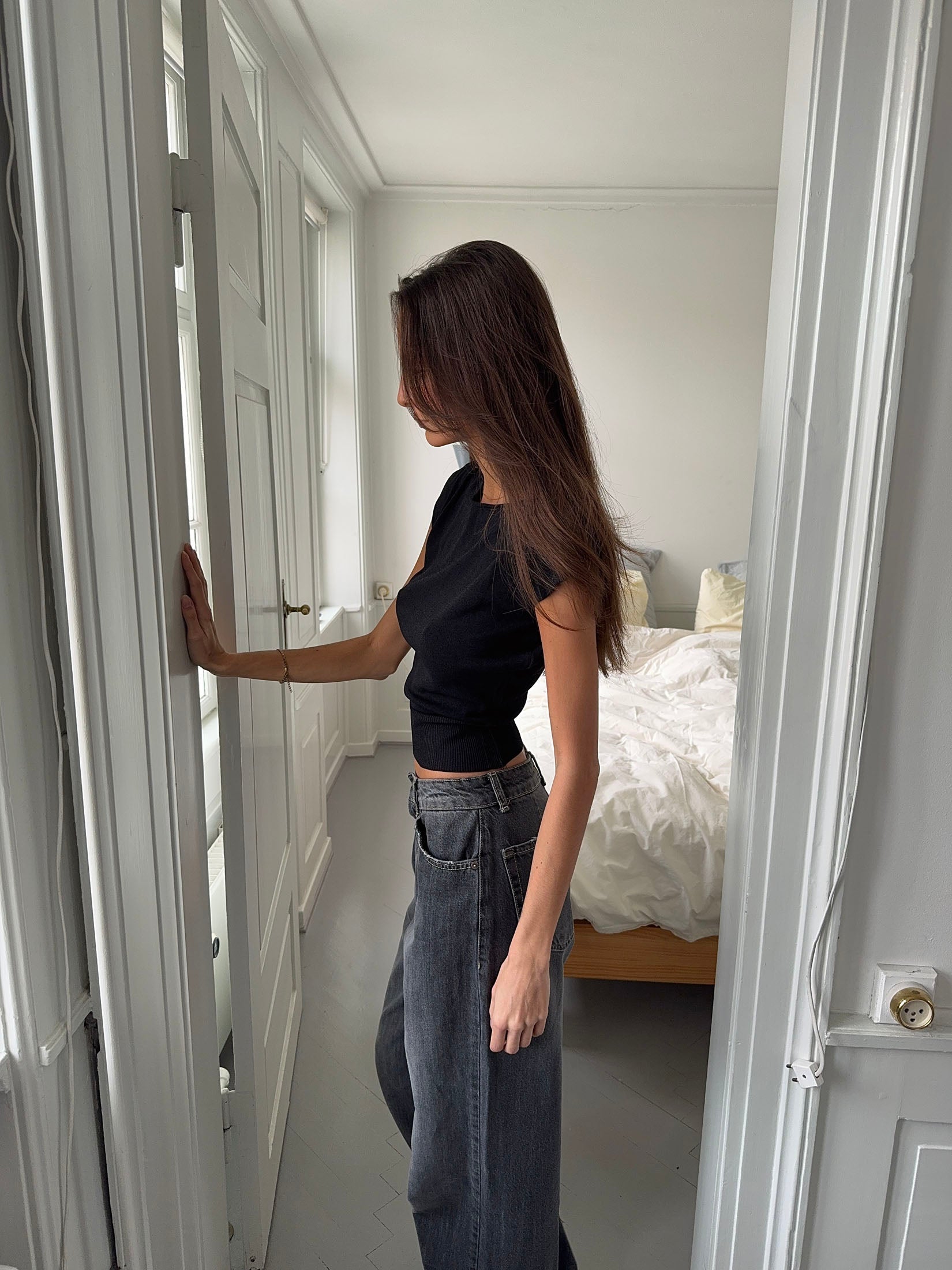 Lilu form fitting top - Black - Seldom Seen Styles